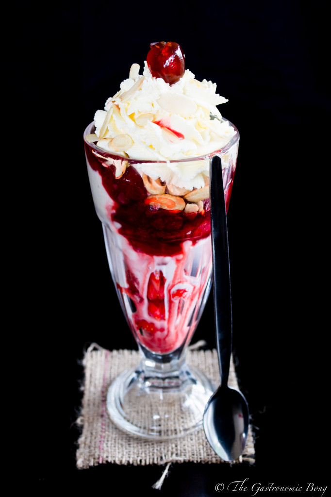kickerbockerglorywithnutsandstrawberries